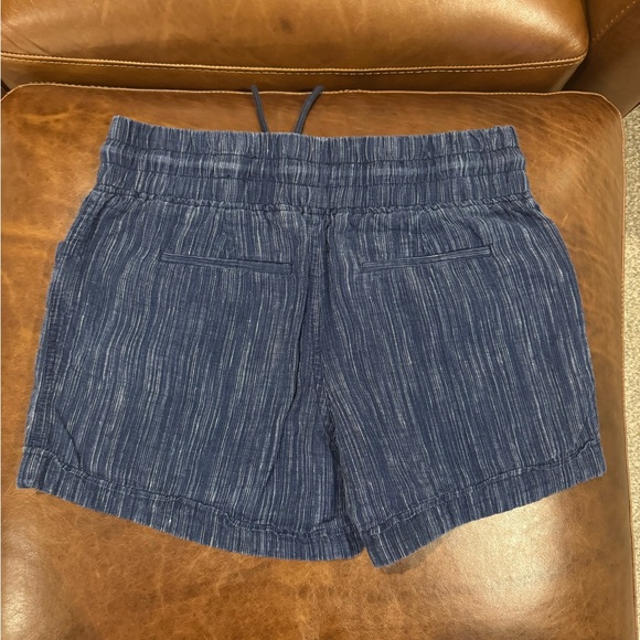 Athleta Blue Drawstring Casual Shorts | Elastic Waist | Size 6 - Picture 2 of 3
